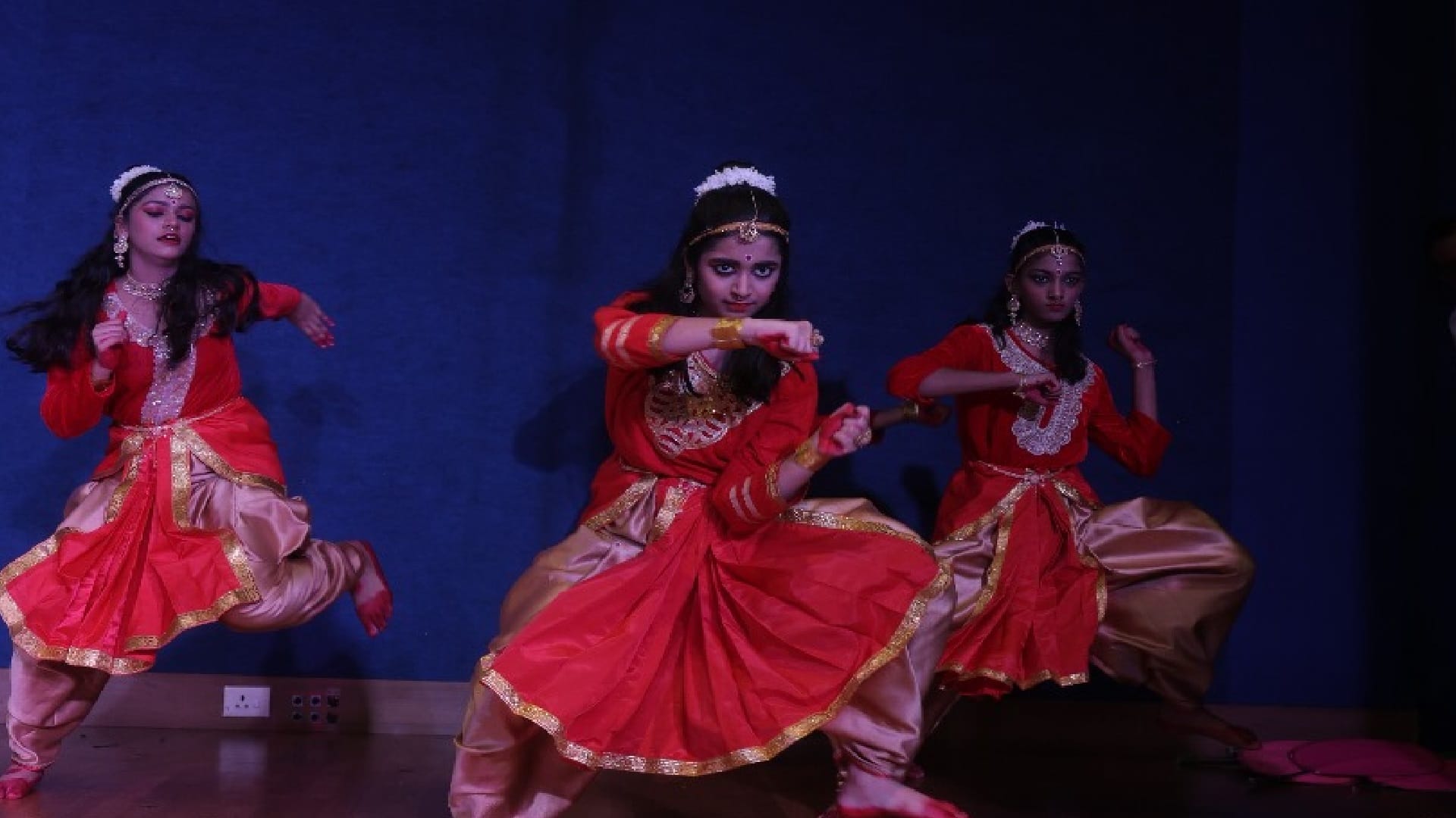 Cosmo Shine 2025: biggest youth festival in Raipur;Two thousand students from 80 schools participated, PHOTOS