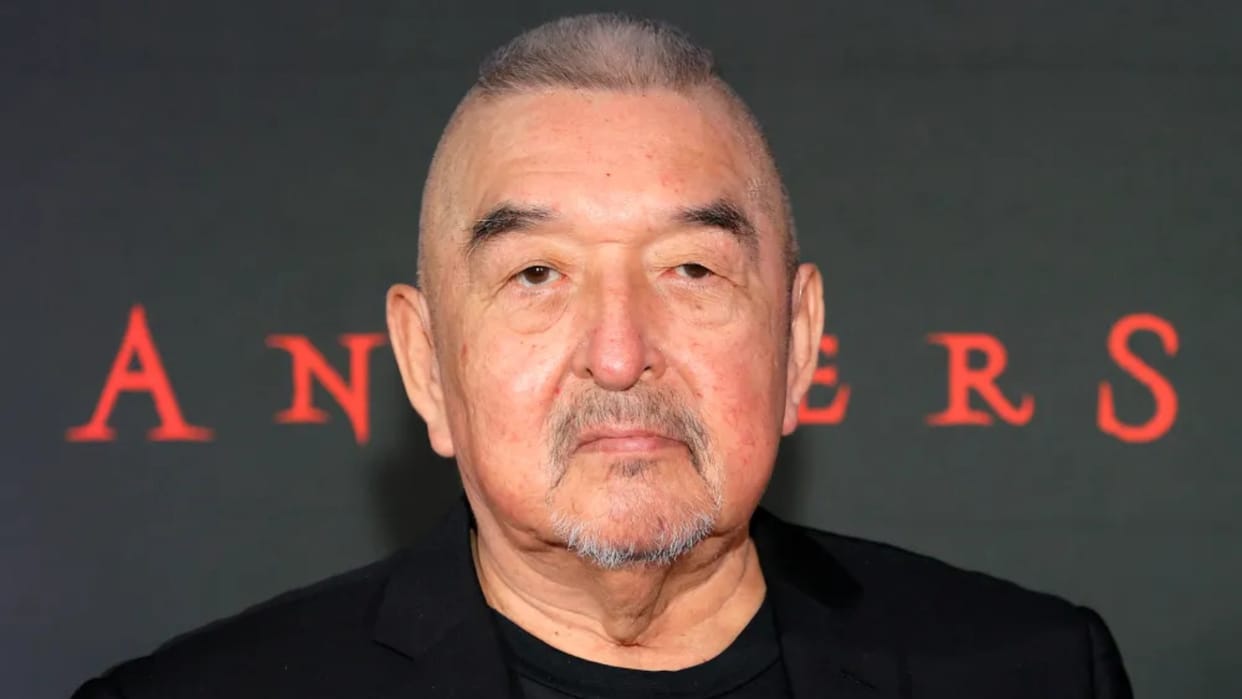 graham green hollywood actor passes away at 73 dances with wolves fame