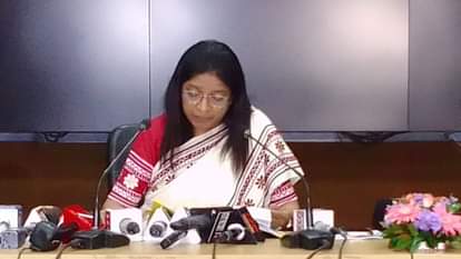 कैबिनेट सचिव वंदना दादेल