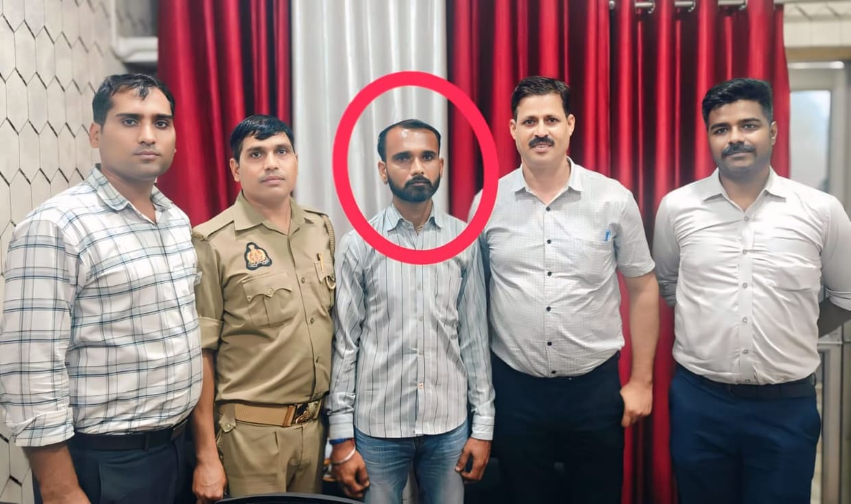 EOW arrested the contractor accused of embezzlement of 7 crores from Lucknow, 26 people were found involved.