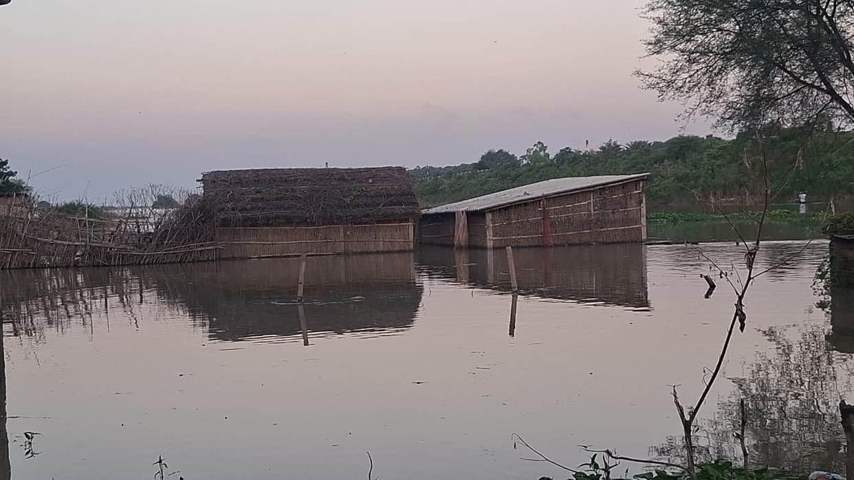 Bihar Flood: again Flood threat increases in Munger Ganga water enters urban areas as well