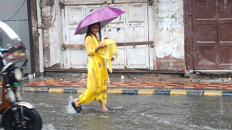 Schools closed in Rampur-Sambhal and Moradabad, five including a constable killed in the division, alert issue