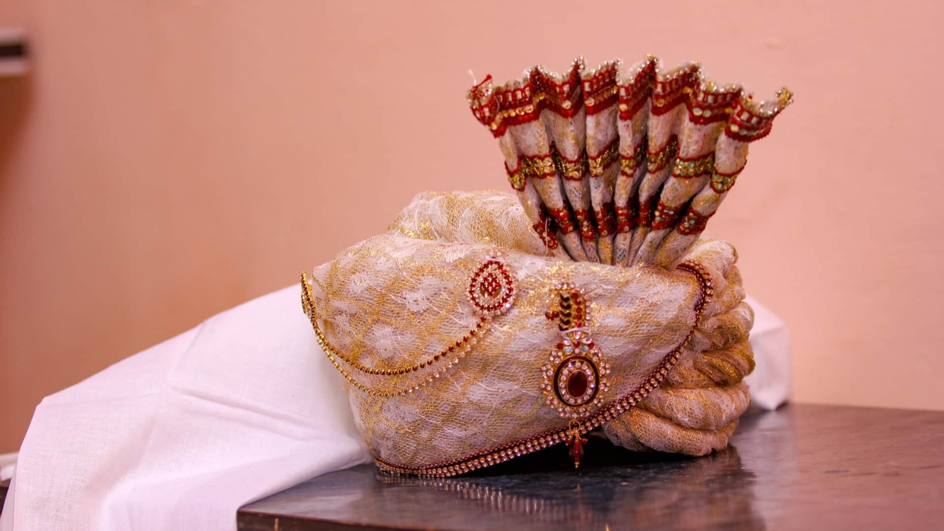 Groom Styling Tips in hindi how to find perfect pagdi for groom