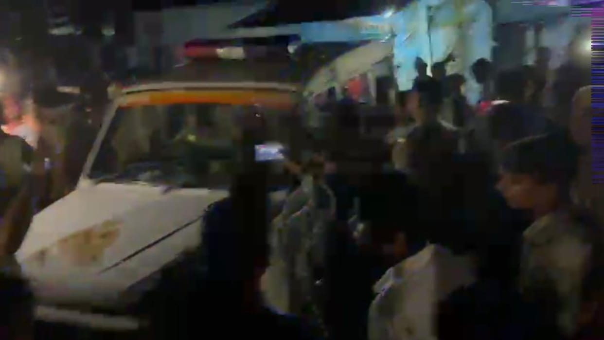 Jhansi: During the rai, the businessman jumped into the pond, three people including the in-charge were suspe