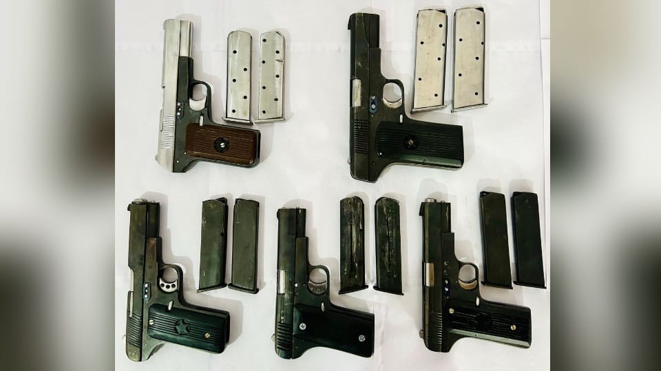 Two members of Lawrence Bishnoi gang arrested five illegal weapons recovered  Muktsar police