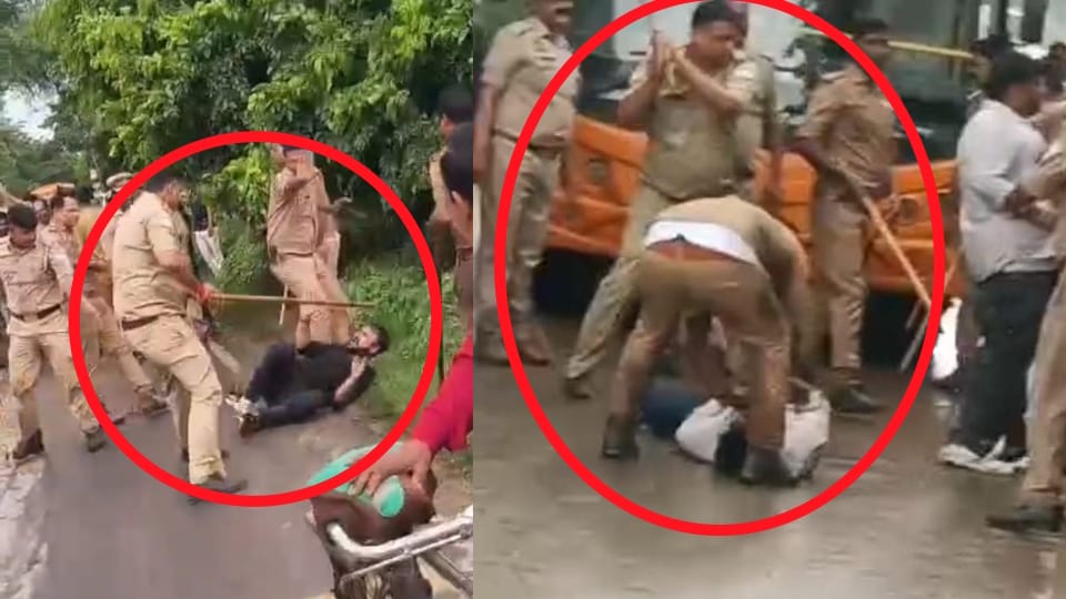 UP ABVP Students Clash at Barabanki University Police Lathicharge After Campus Vandalism