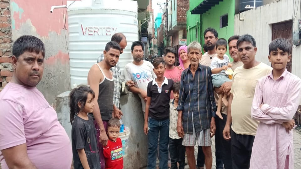 Water on roads in Aligarh, hand pump dry