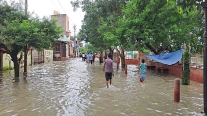 Flood in UP high alert in Mathura-Vrindavan due to rising water level of Yamuna