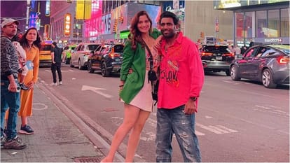 Arti singh Enjoying quality time in New York with husband Dipak Chauhan shares beautiful Photos