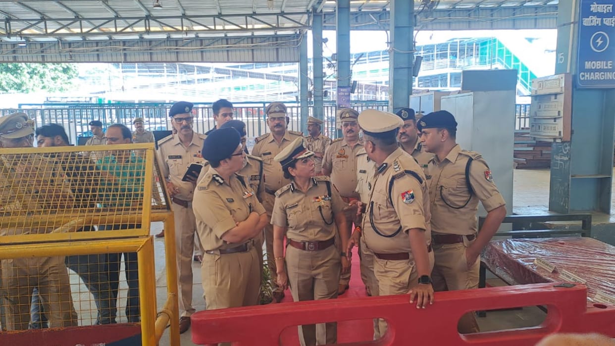 RPF DG visited the junction, said- soldiers will be equipped with AI technology