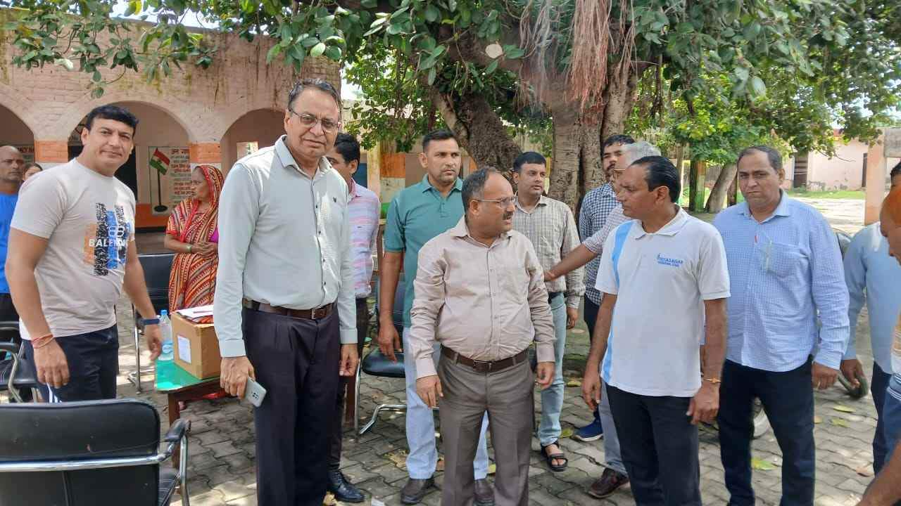 Villages and many colonies submerged due to rising water level of Yamuna in Faridabad photos