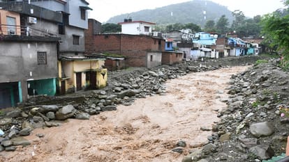 152 roads in Kumaon Uttarakhand closed due to debris