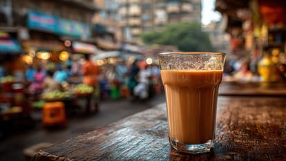 how to make perfect tea at home chai me pehle doodh dalen ya adrak