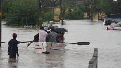 Delhi Flood news Monastery Market, Vasudev Ghat and Yamuna Bazaar overflowed, water reached the ring road