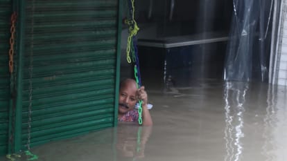 Delhi Flood News Update Delhi Civil Lines and many areas as water from overflowing Yamuna river see photos