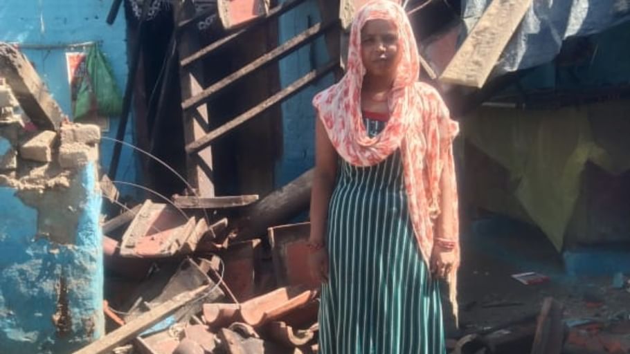 पीलीभीत में बाढ़ से बिगड़े हालात: 30 से अधिक गांव चपेट में... हाईवे डूबे; ट्रैक्टर से पुलिस लाइन पहुंचे एसपी More than 30 villages in the grip of flood in Pilibhi highways submerged