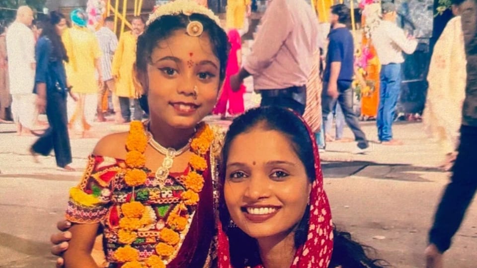 husband killed his wife after a dispute In Gorakhpur see photos