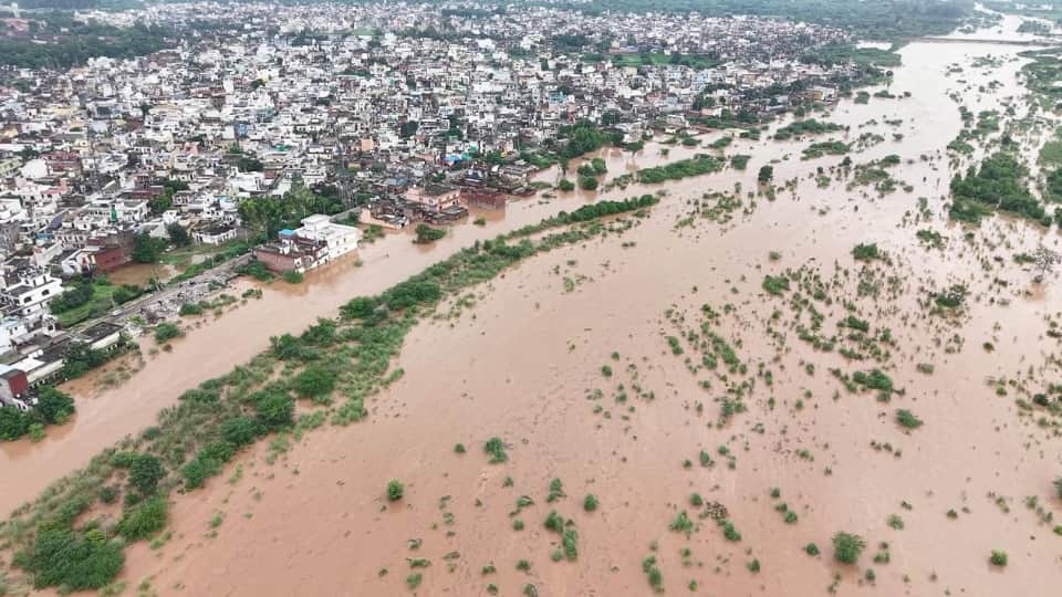 Haryana Floods Heavy Rain Wreaks Havoc in Ambala Bhuna Houses Submerged Embankment Breaks in Ladwa