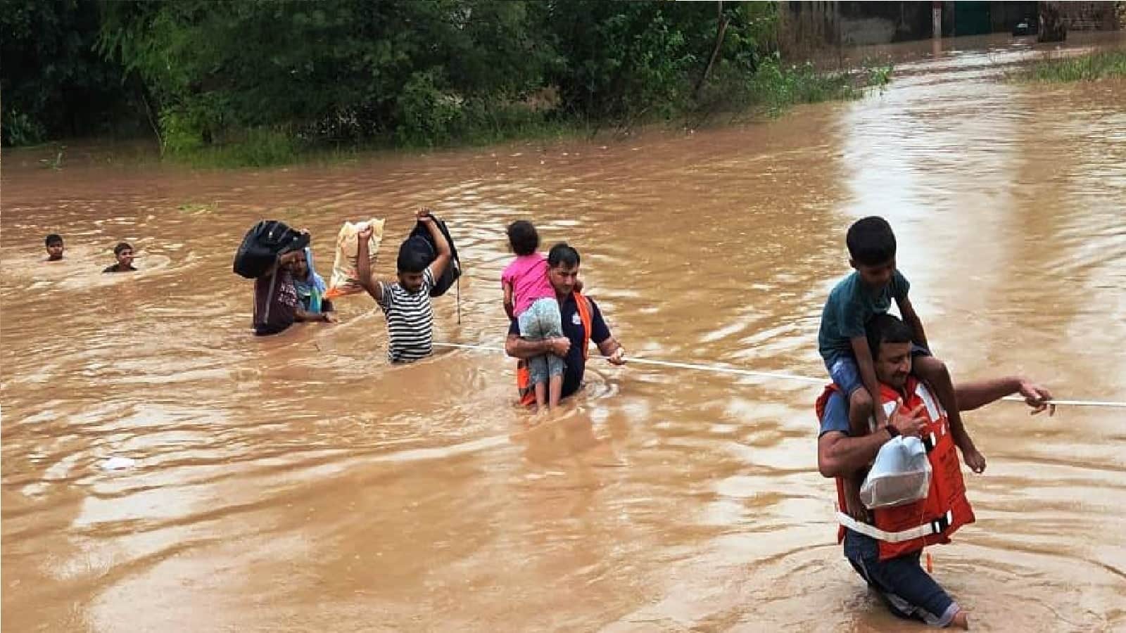 Haryana Floods Heavy Rain Wreaks Havoc in Ambala Bhuna Houses Submerged Embankment Breaks in Ladwa