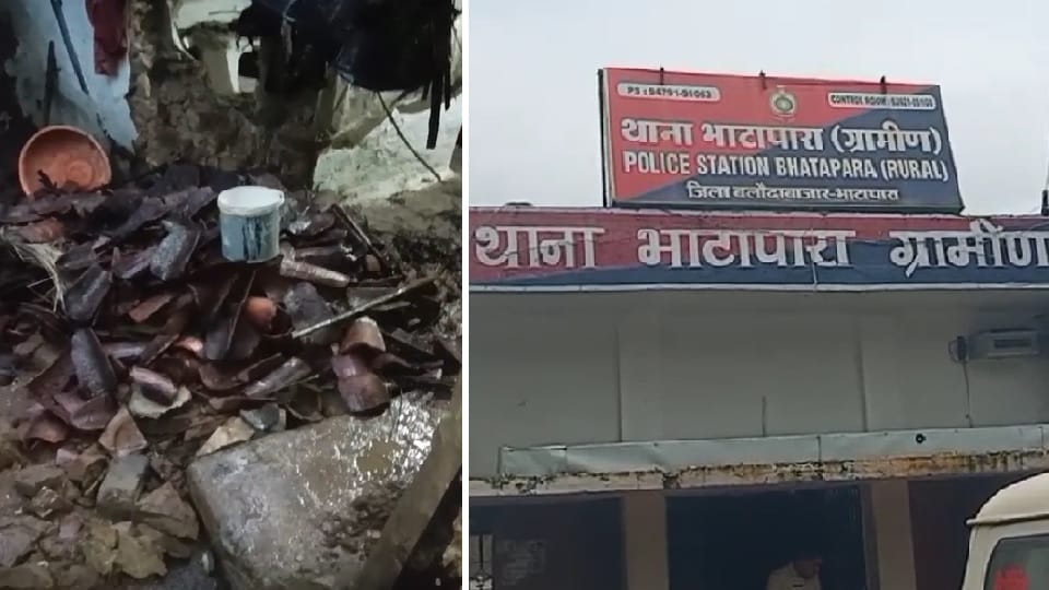 मलबे के ढेर में तब्दील घर