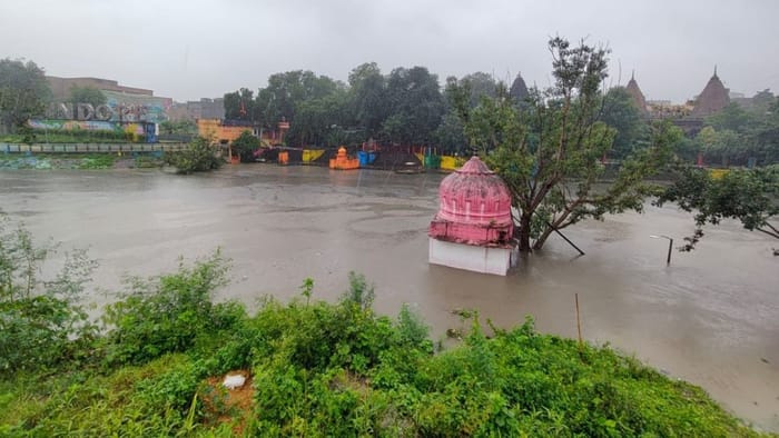 indore news heavy rainfall floods imd mausam barish weather alert