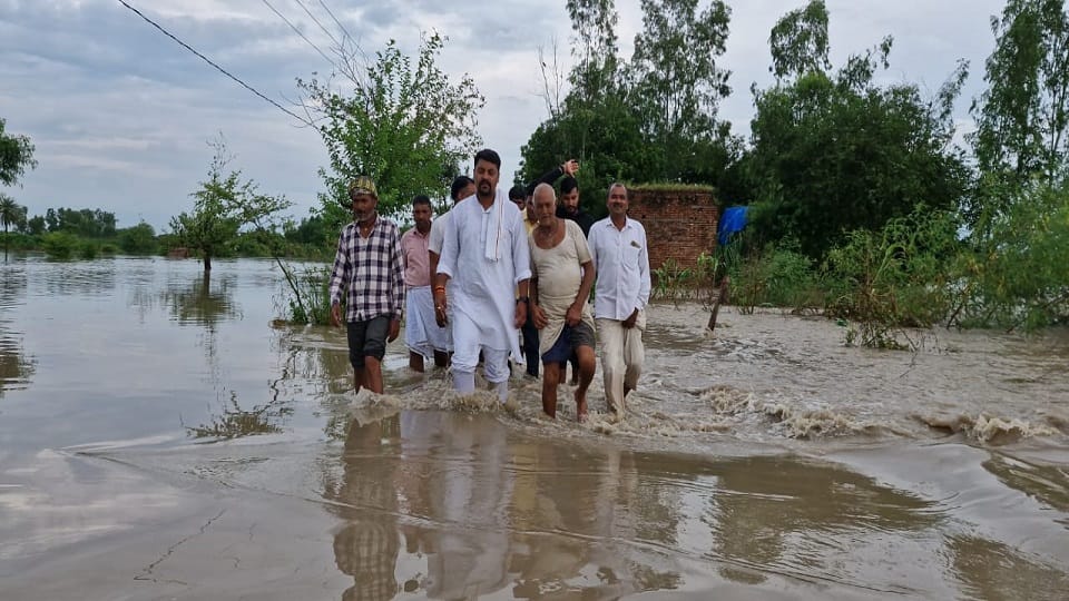 Flood like situation in Aligarh Tappal