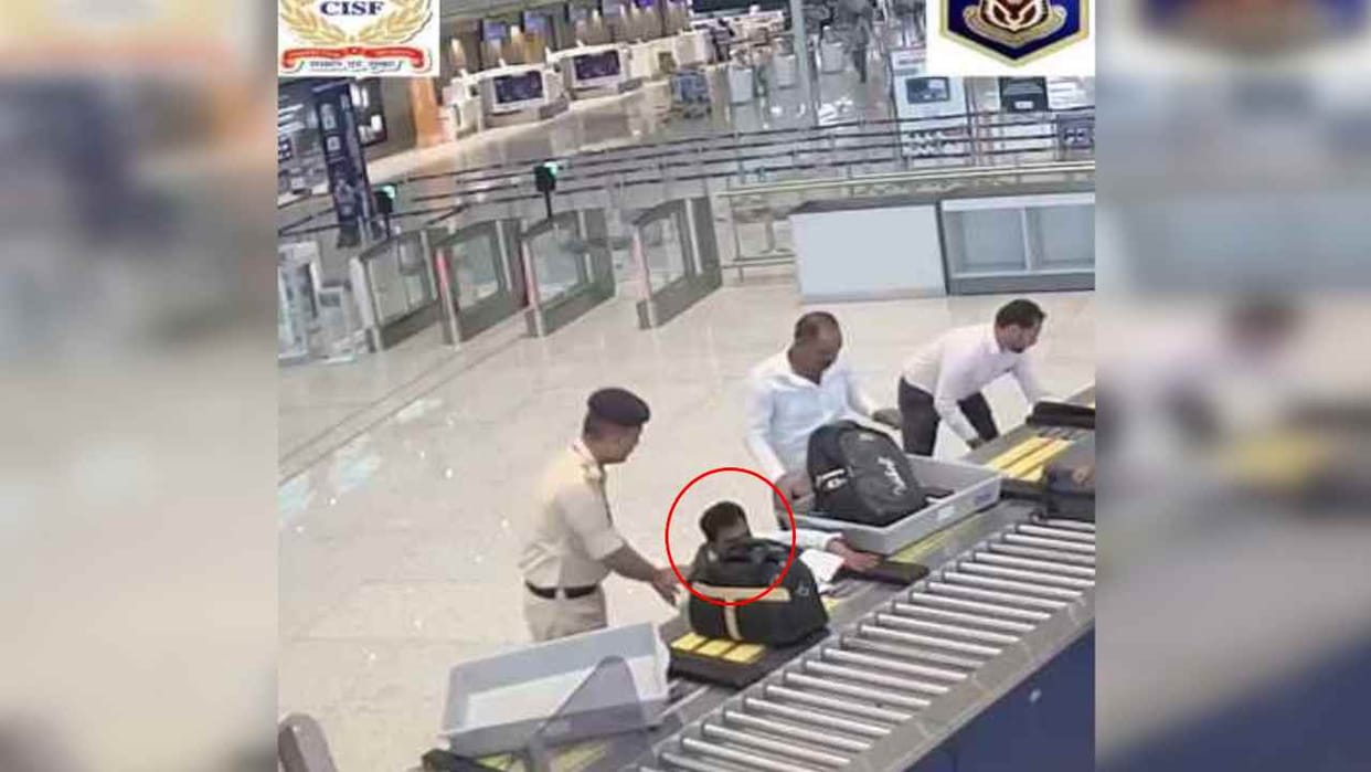 Delhi airport CISF jawan saved life of passenger by giving CPR