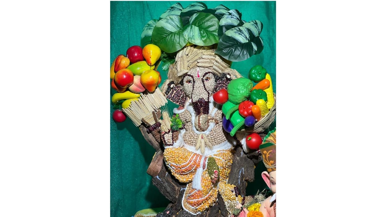 Unique Devotion: Indore devotee made idol of Lord Ganesha from grains