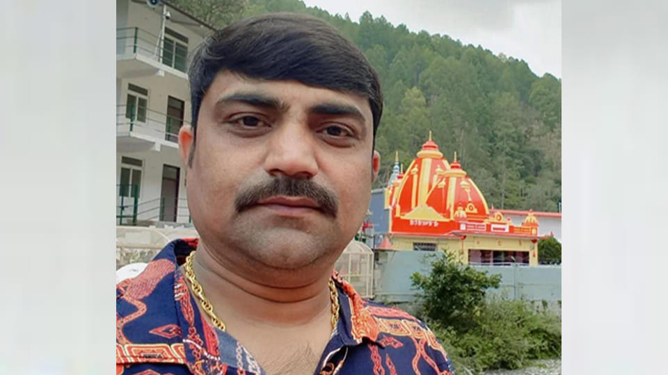 Hardoi: Membership of District Panchayat member Vishal Seth from Bawan IV cancelled