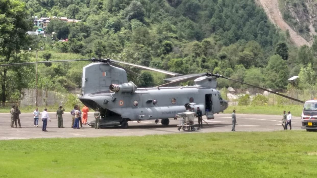 Chinook became an angel evacuated 524 Manimahesh devotees made 12 rounds from Bharmour to Kariyan helipad