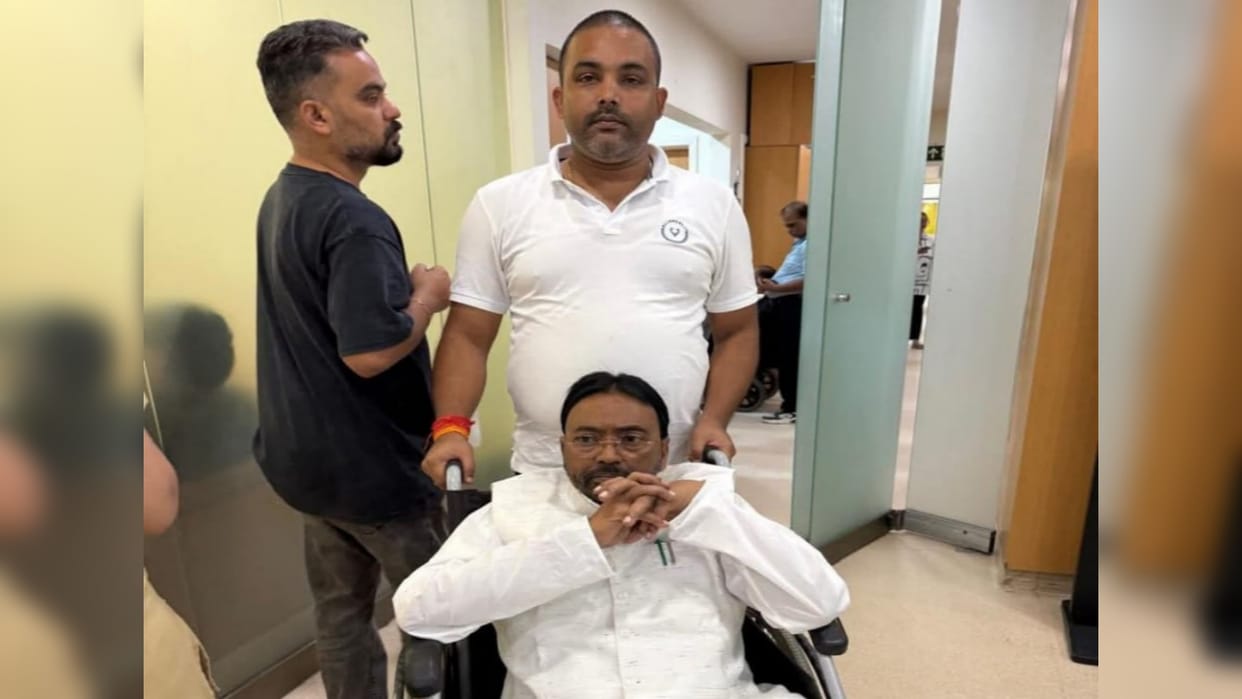 Jharkhand News: RJD MLA Suresh Paswan's health deteriorates, admitted to Delhi Max Hospital