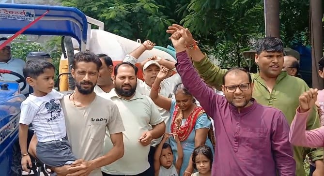 Kanpur Protest against water institute in Mahabalipuram people said dirt is spread everywhere