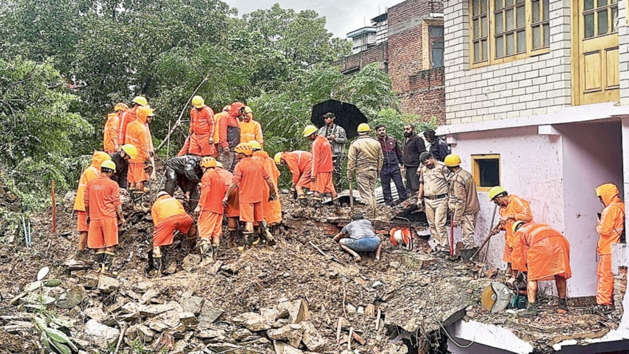 Soldiers fighting for their lives buried under rubble and stones in Inner Akhara Bazaar