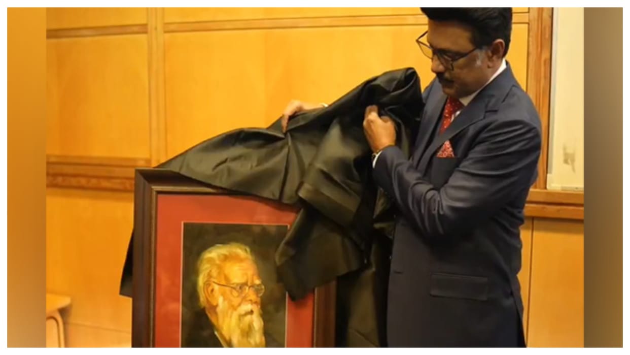 Periyar rationalist light shines world Tamil Nadu CM Stalin unveils Periyar portrait at Oxford University