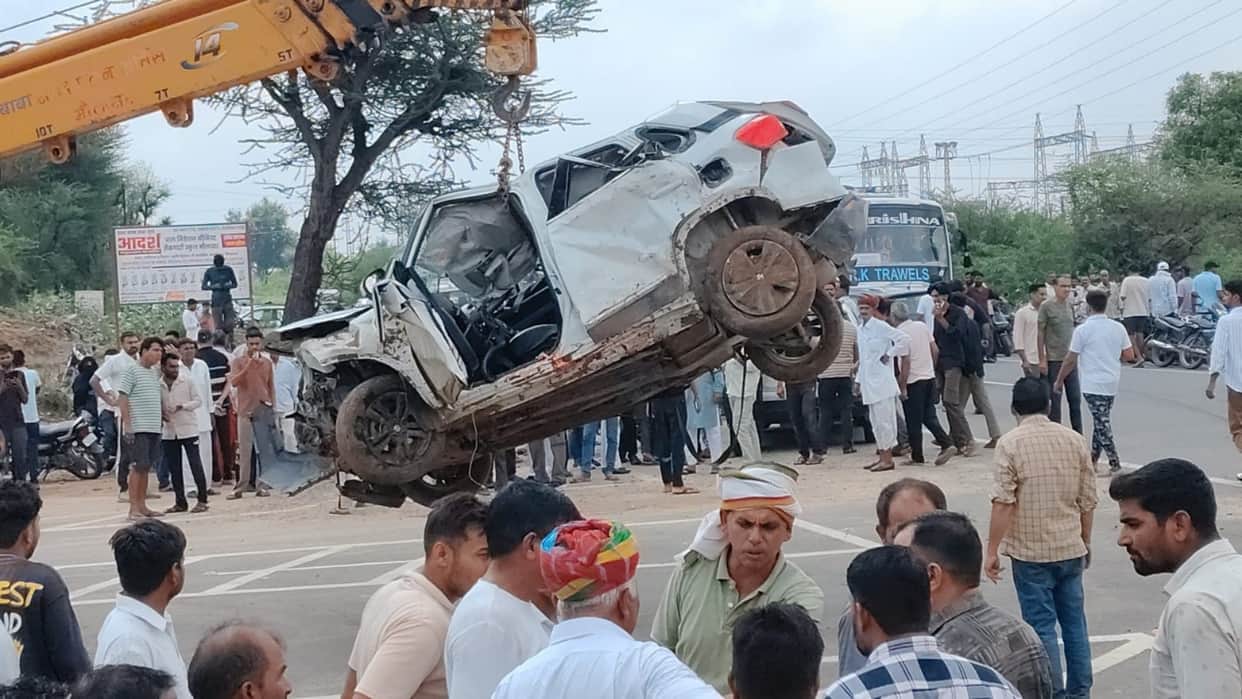 Rajasthan Road Accident: Private bus overturns on car in severe Didwana-Kuchaman crash, 2 dead, 19 injured
