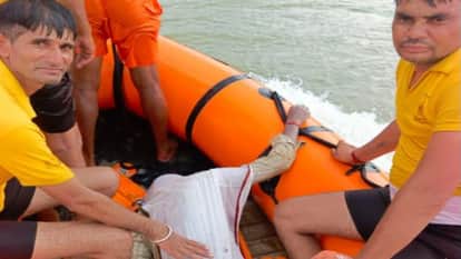 Sawai Madhopur News: Girl jumps into Chambal river, police and SDRF’s swift action saves her life