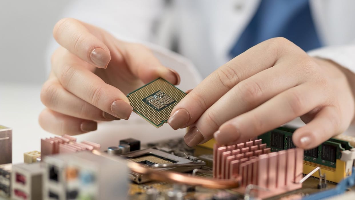 Career: Booming semiconductor sector opens doors to jobs worldwide; seize the perfect moment for growth