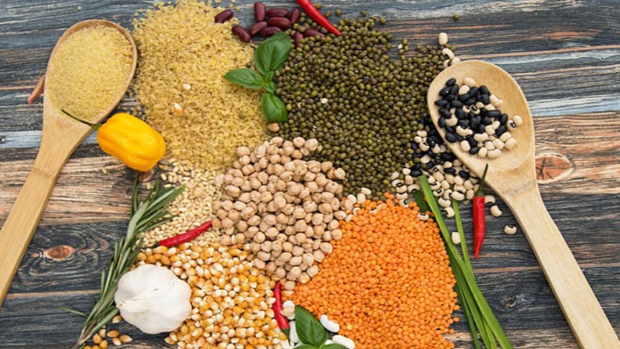 what are the food items contain protein veg or non veg both protein wale food kaun-kaun se hain