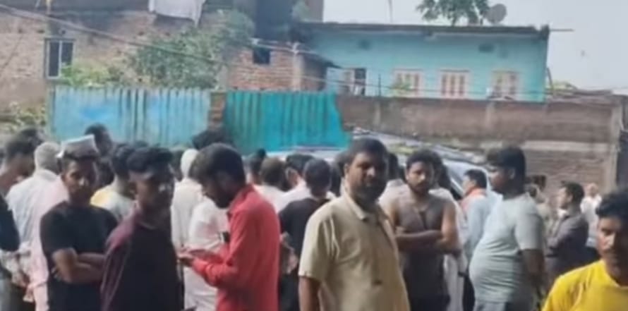 Jharkhand News Two students were crushed by a pickup van in Gumla