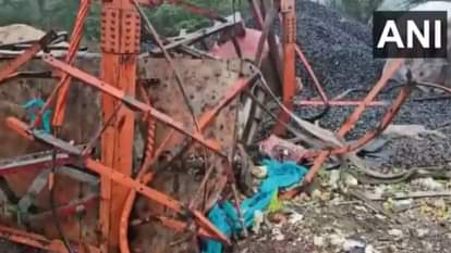 गुजरात के पावागढ़ मंदिर में हादसा।