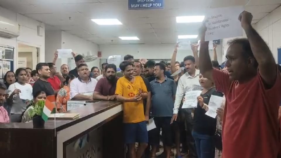 Flat buyers and residents created ruckus in Mahagun Mywoods Society located in Greater Noida West