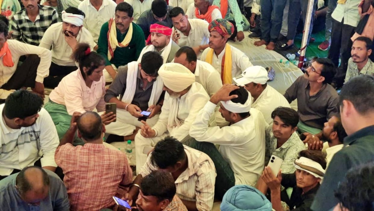 Jhalawar News: Nyaya Mahapanchayat on Piplodi school accident, demand for compensation-land to victim families