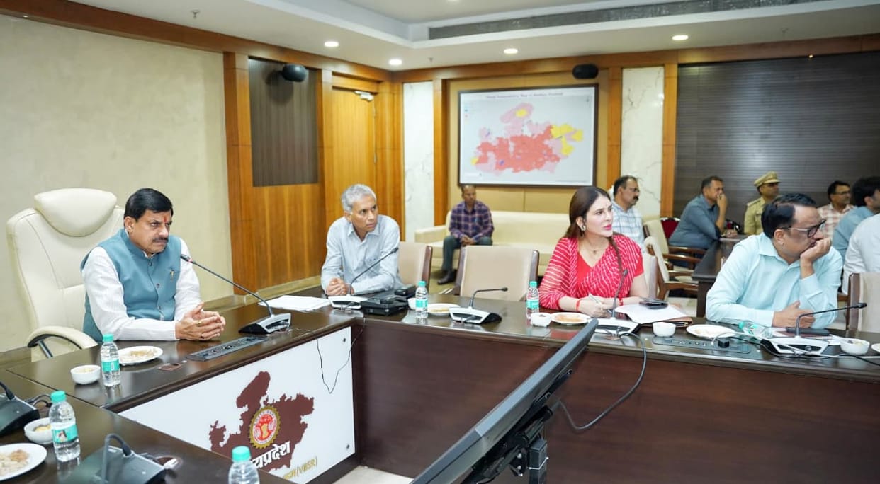 MP News: CM Dr. Yadav said- stay alert, take precautions and make extra arrangements due to rain