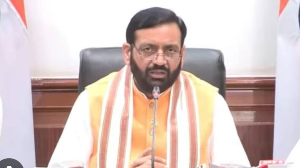 CM Saini refuses to provide a 'T-connection' to Chanaut village but assures a separate line