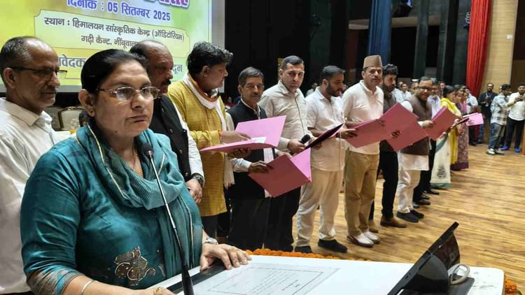 जिला पंचायत दून का शपथ ग्रहण समारोह संपन्न