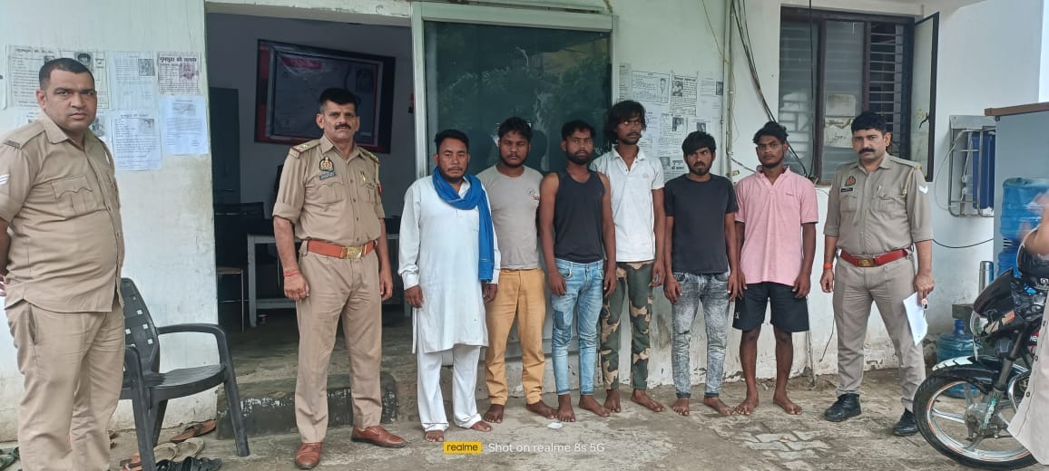Jaint police arrested 6 miscreants, looted goods recovered