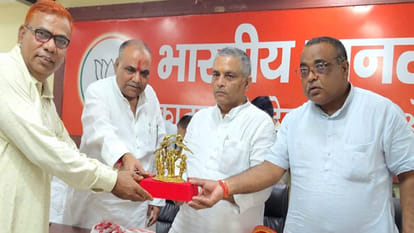 Kanpur: Om Prakash said every home is indigenous, patriotism is necessary in every heart
