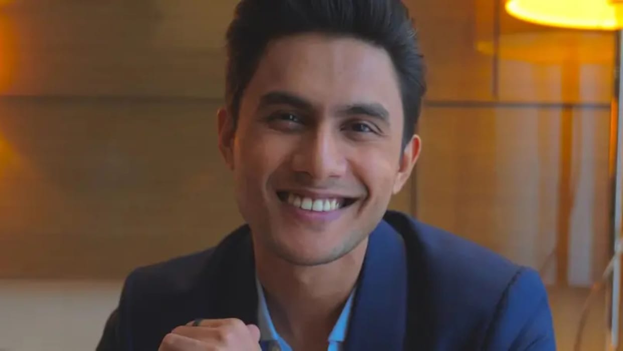 ritvik bhowmik bollywood debut abhootpurva romantic horror comedy set in 90s agra