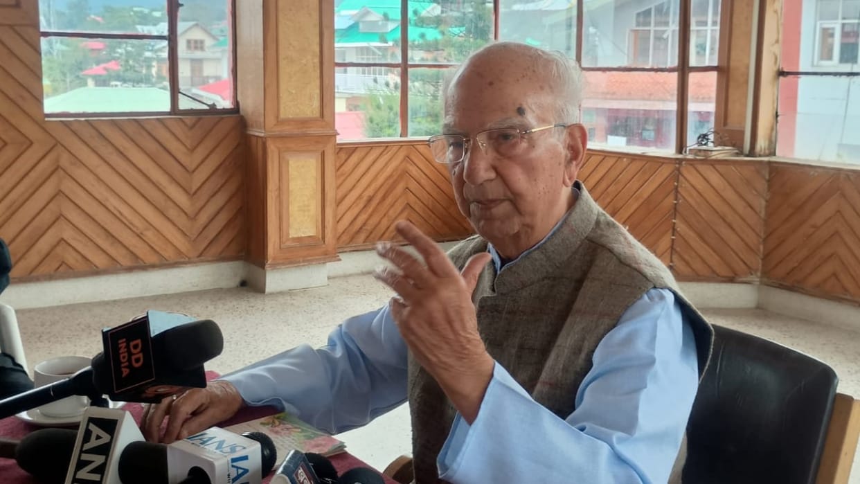 Himachal: Shanta Kumar said- power may go but truth should not go, Congress is doing politics on vote theft