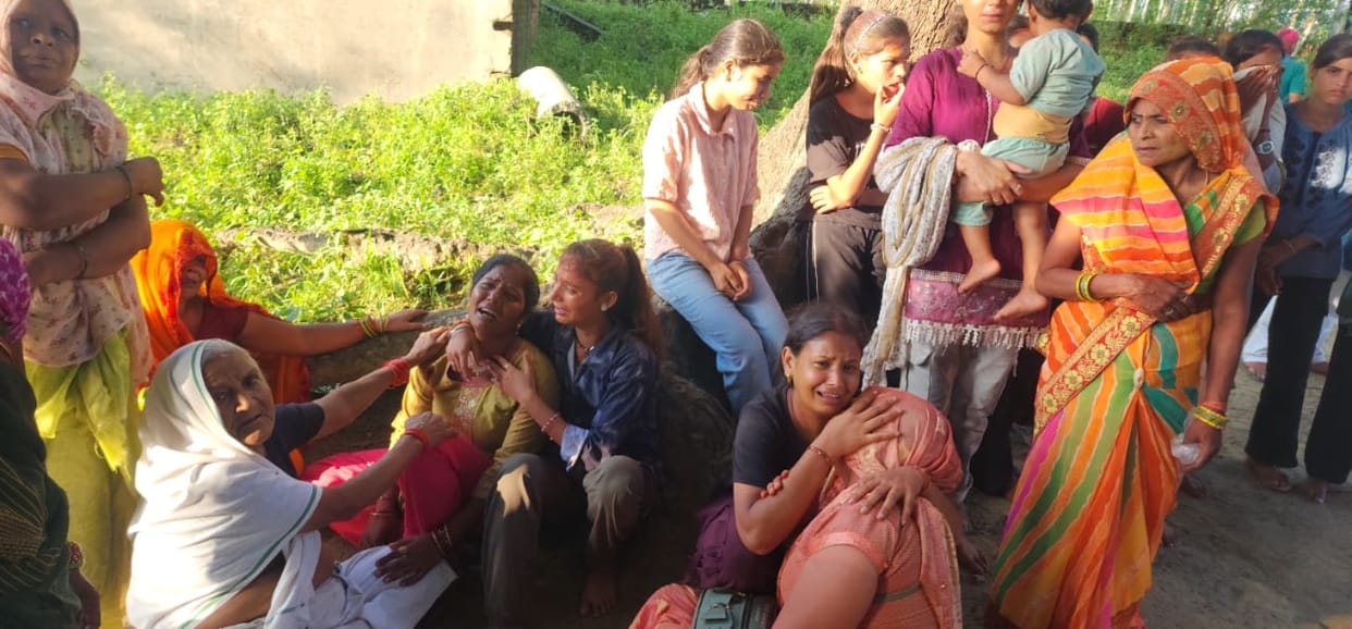 young man drowned in Yamuna during Ganesh Visarjan